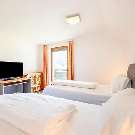 Apartment In Tyrol Near Ski Lift, Cleaning Included Holiday home Fuegen