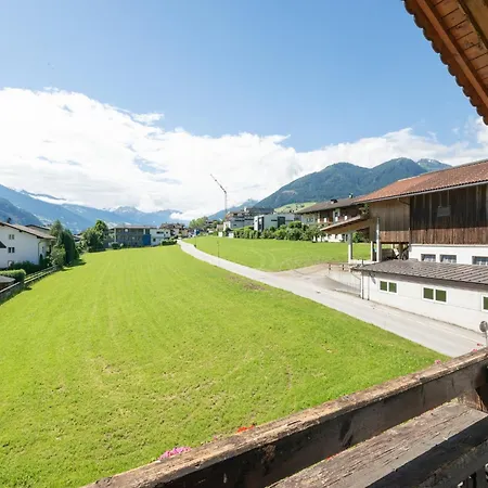 Apartment In Tyrol Near Ski Lift, Cleaning Included * Fuegen
